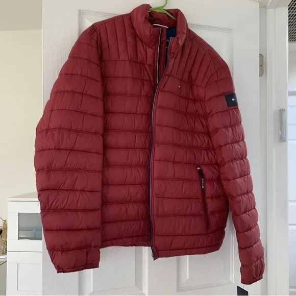 Tommy Hilfiger Mens Quilted Nylon Packable Winter Jacket- Red- Size XL. $195 NWT